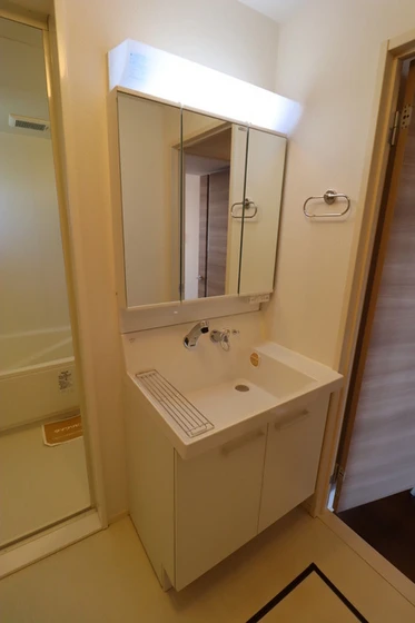 ゴールドウイング B棟