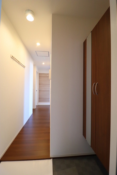 ゴールドウイング B棟