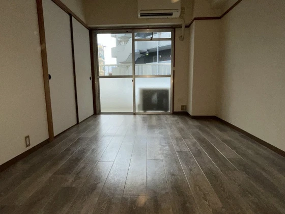 ランドスルー戸坂