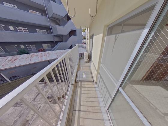 ランドスルー戸坂