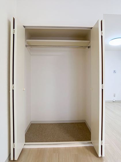 コニファープラザ新福