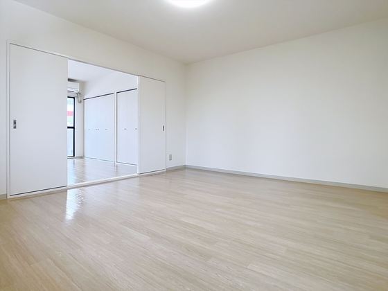 コニファープラザ新福