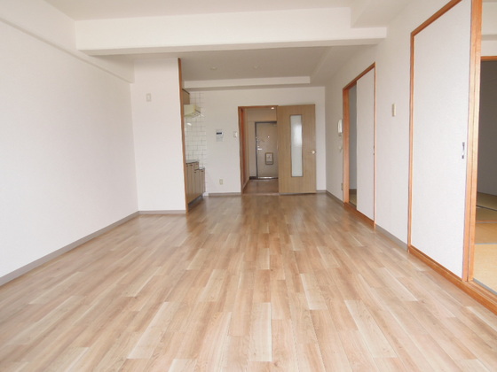 コニファープラザ新福