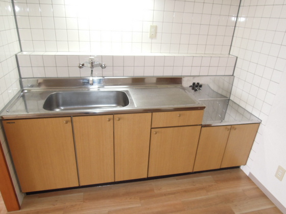 コニファープラザ新福