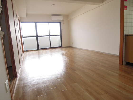 コニファープラザ新福