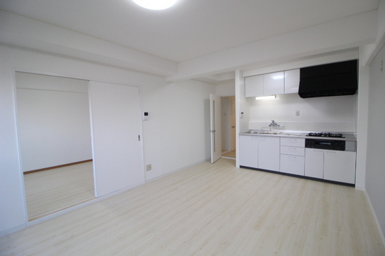 コニファープラザ新福