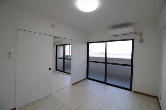 コニファープラザ新福