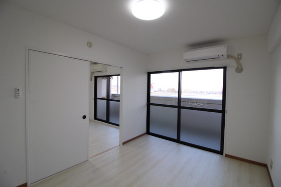 コニファープラザ新福