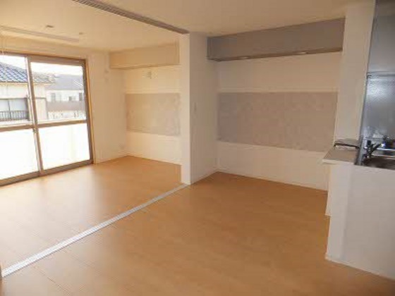 ソレイユコート泉田