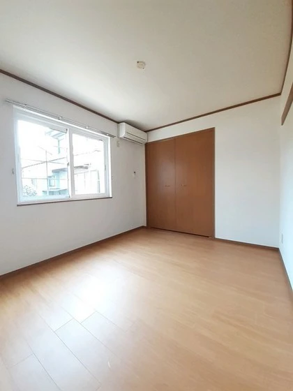 リバーコート川本