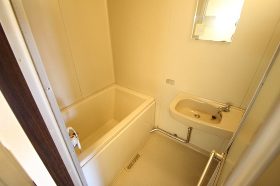 ルーツ・グランデ畠瀬