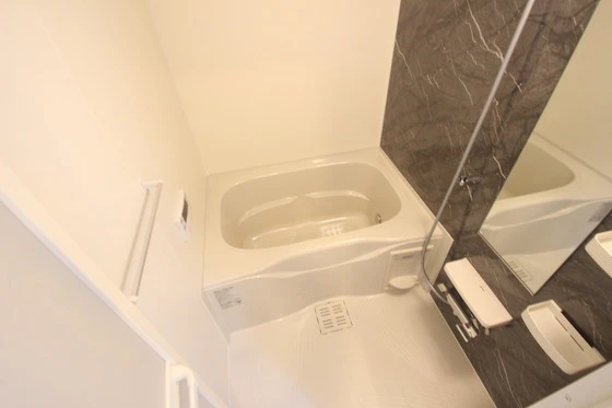 グロース ブルーメ 城山