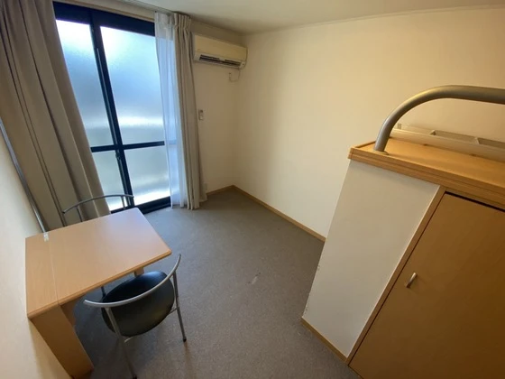 レオパレスあさひ