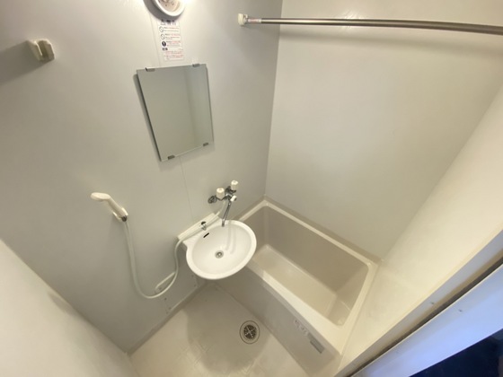 レオパレスあさひ