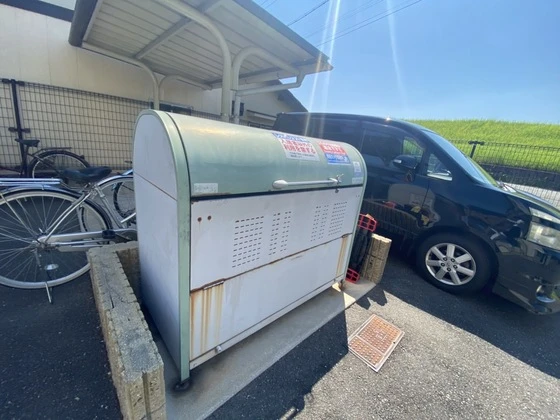 レオパレスあさひ