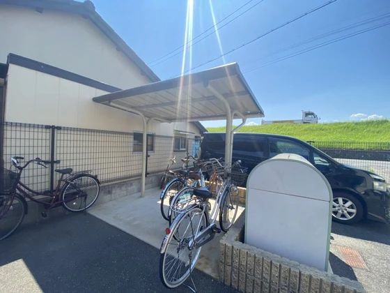 レオパレスあさひ