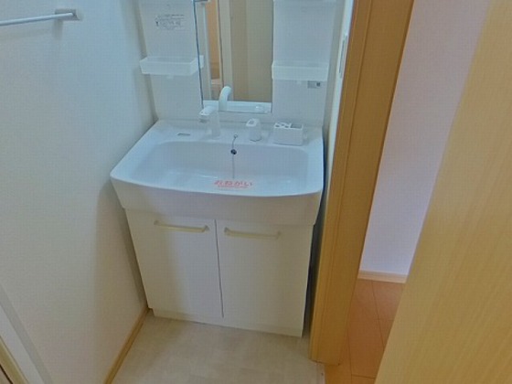 エテルノ・アロッジオ壱番館