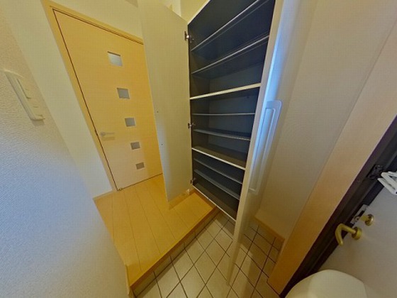 エテルノ・アロッジオ壱番館