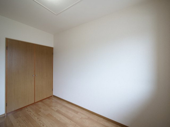 シャルマン竜之口B