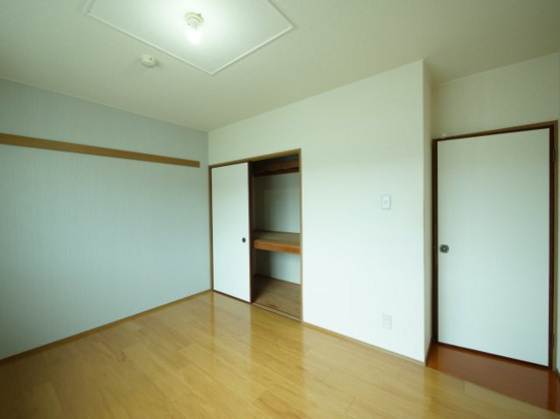 シャルマン竜之口B