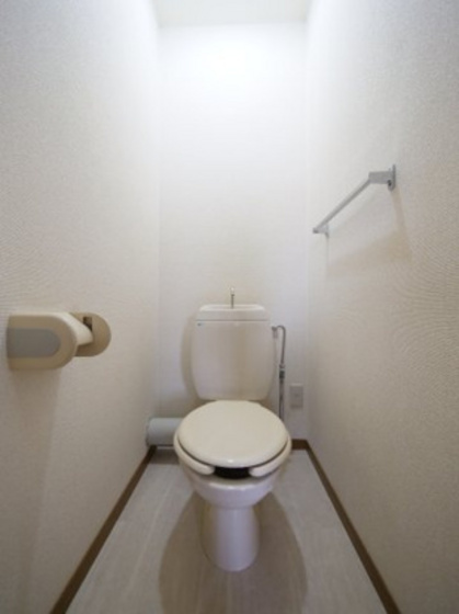 シャルマン竜之口B