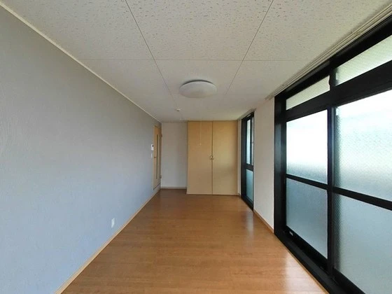 フローラ都紀α