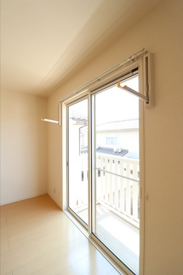 ルミエール D棟