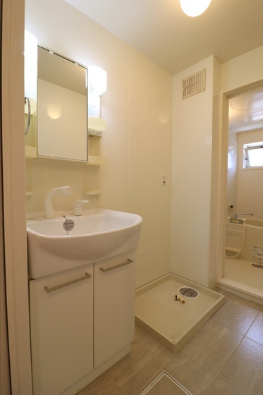 ルミエール D棟