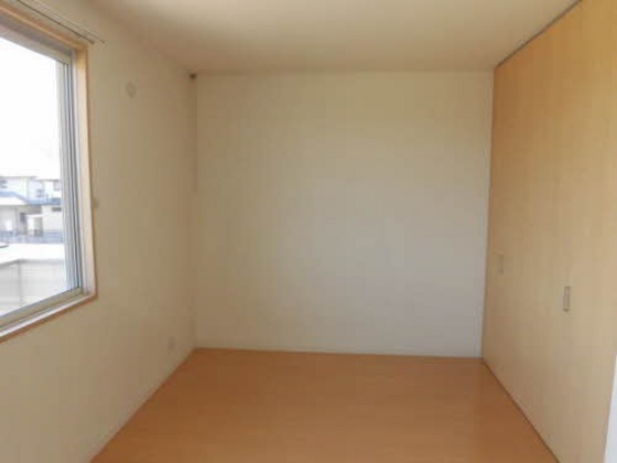 シャーメゾン湊 十壱番館