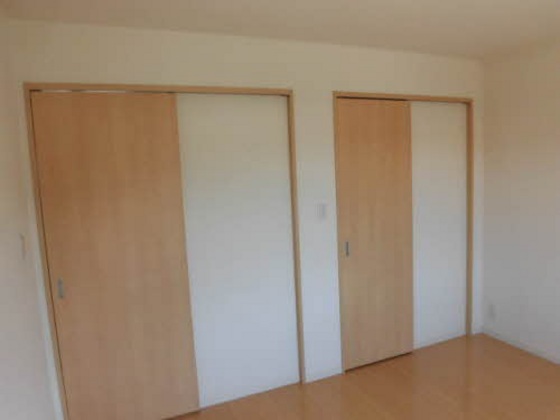 シャーメゾン湊 十壱番館