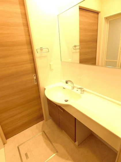 花水木ハイツ B