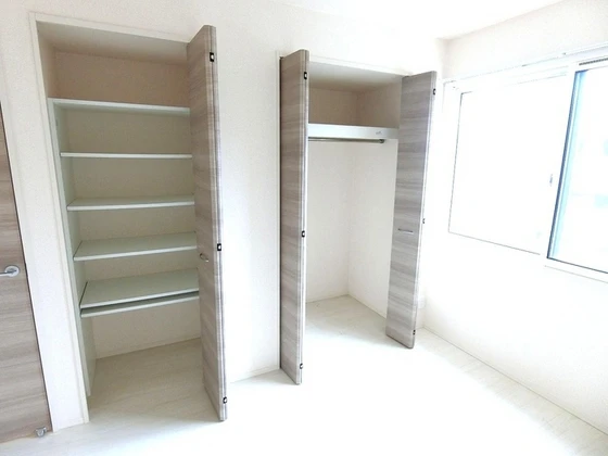 花水木ハイツ B