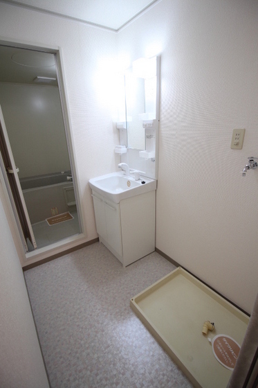 コーポセジュール B棟