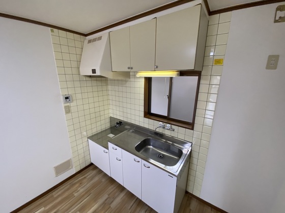 板藤己斐上貸家