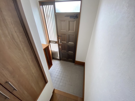 板藤己斐上貸家