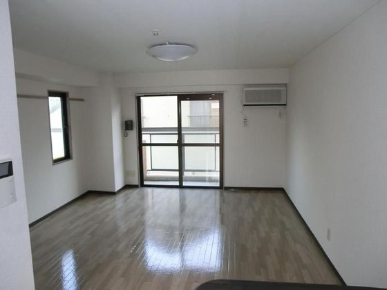 ロイヤルレピュート東島田