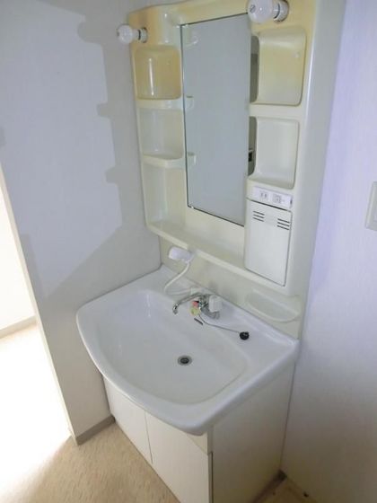 ロイヤルレピュート東島田