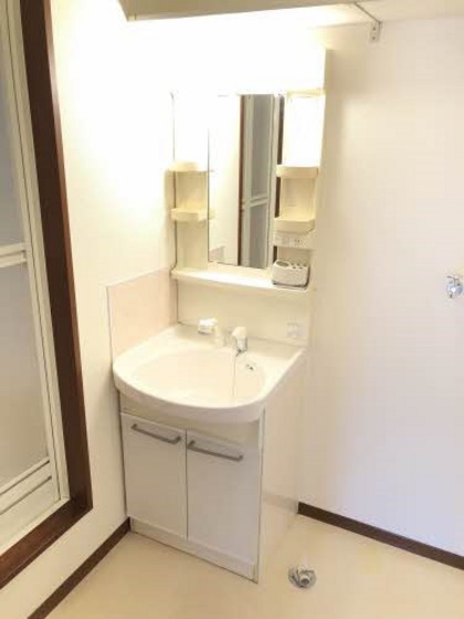 ロフティ 参番館