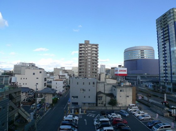 アルファステイツ桃太郎大通り