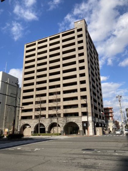 アルファステイツ桃太郎大通り