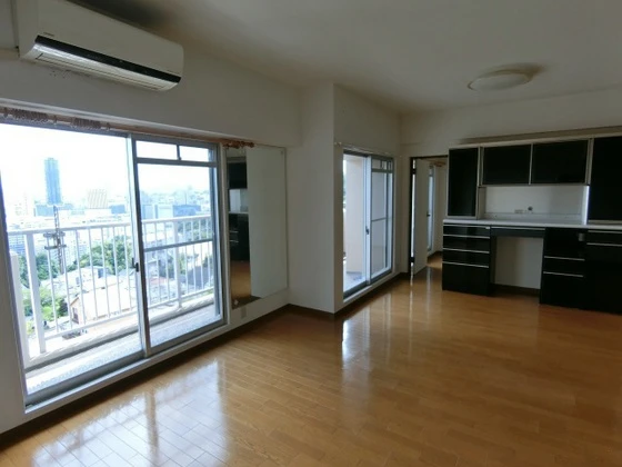 山根町パークホームズ