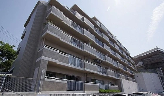 山根町パークホームズ