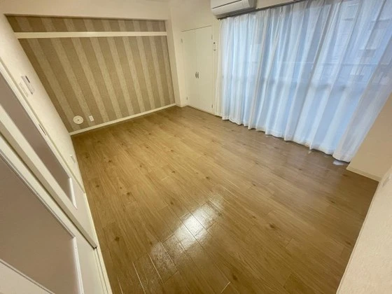 メゾンホソカワ