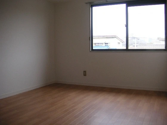 ファミール武田