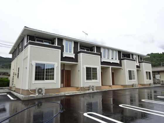 エルヴィータ・ウーノ