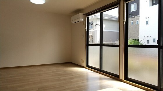 ハイカムール花尻 B棟