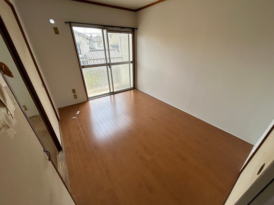 レジデンス京塚