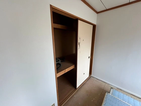 レジデンス京塚