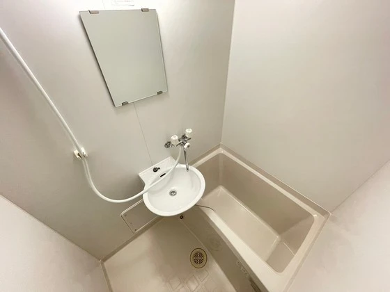 レオパレスヒルサイドフラット