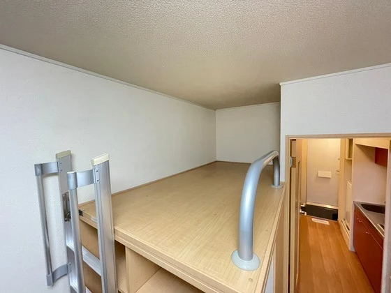 レオパレスヒルサイドフラット